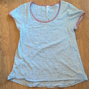 LuLaRoe Gray Speckled Tee with Pink Edges